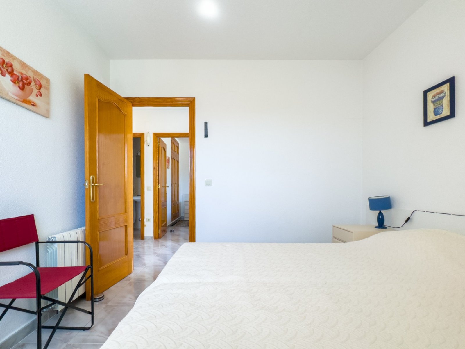 Single-storey villa with 3 bedrooms, 1 bathroom, garage and private swimming pool in Barranco Hondo