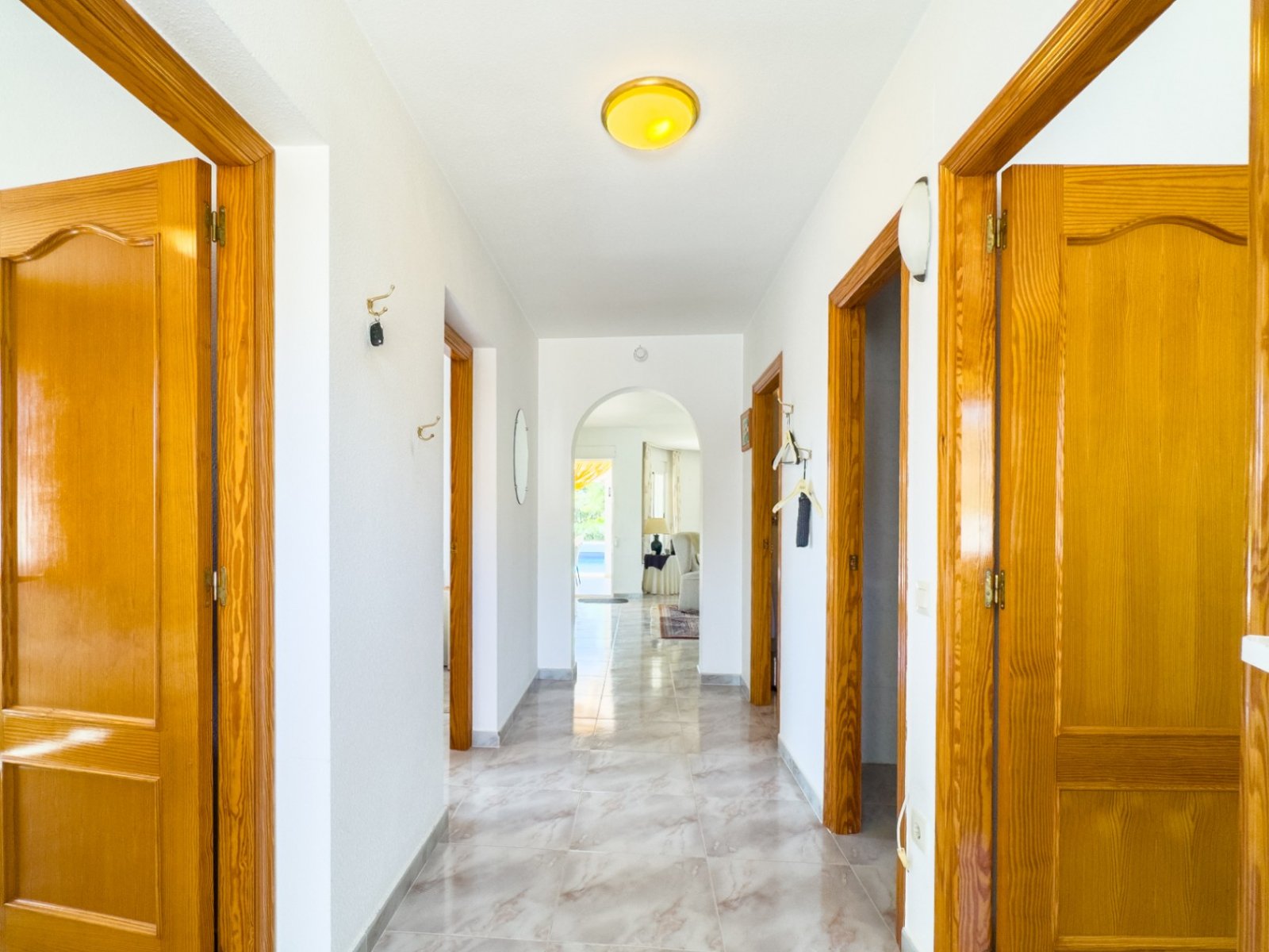 Single-storey villa with 3 bedrooms, 1 bathroom, garage and private swimming pool in Barranco Hondo