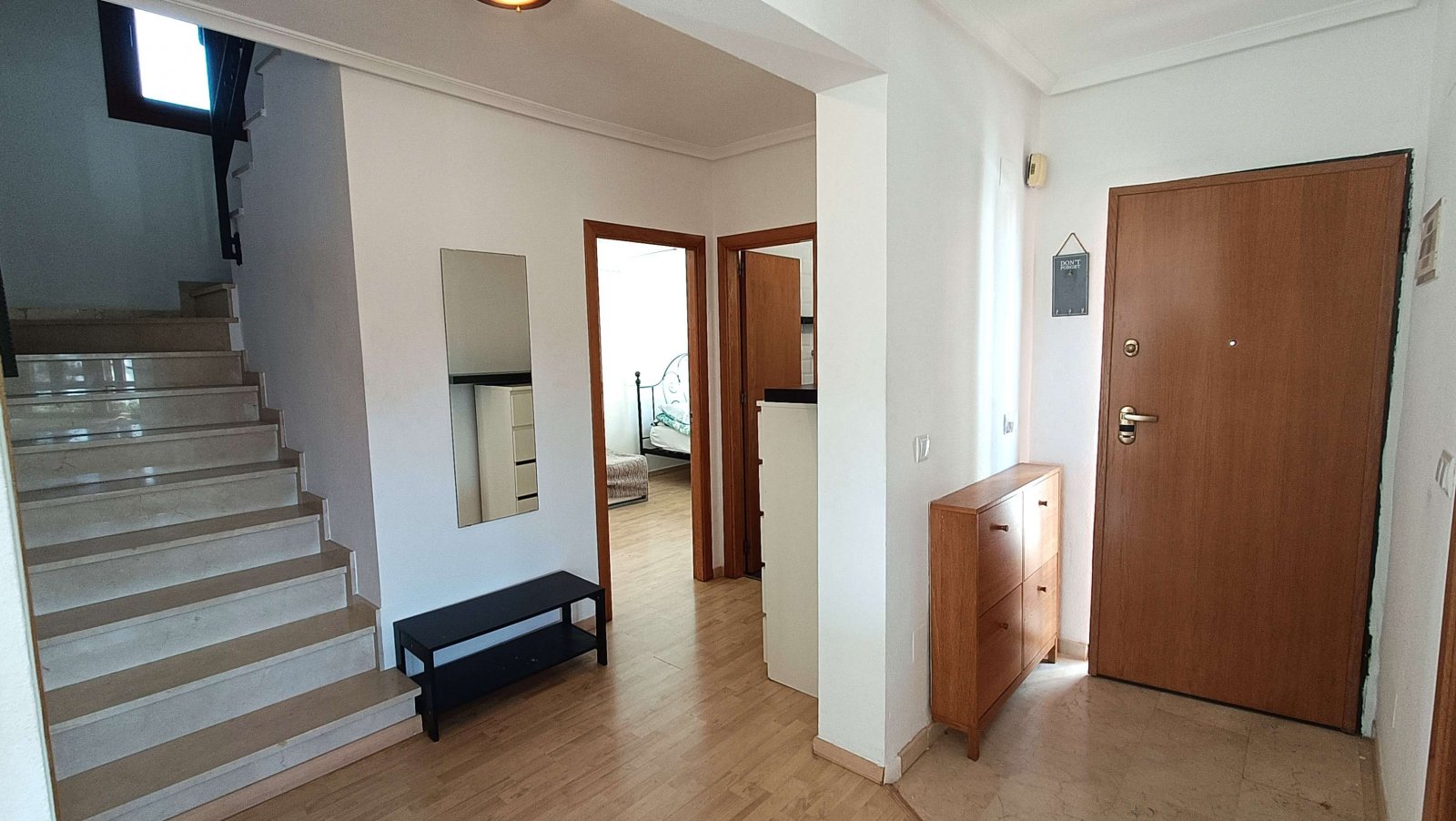 3-bedroom villa with 2 bathrooms, a parking space and a communal swimming pool at La Finca Golf Resort