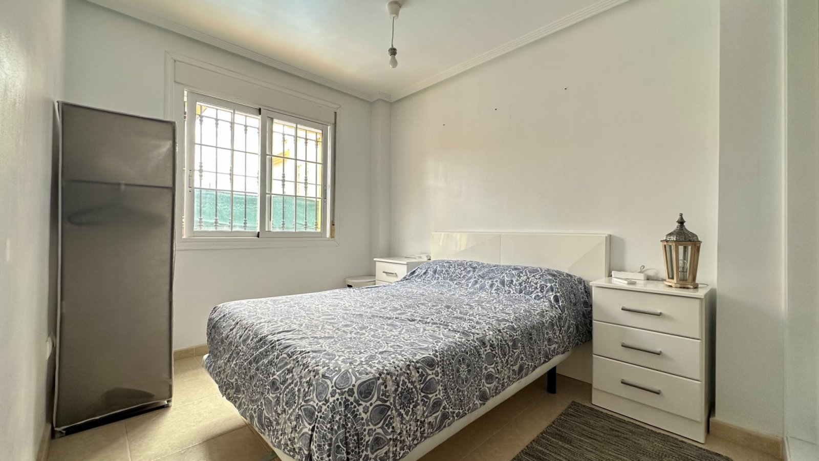 Semi-detached villa with 3 bedrooms, 2 bathrooms, a roof terrace and a private swimming pool
