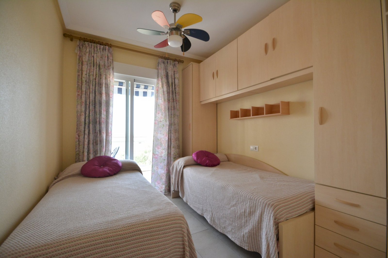 Apartment with 2 bedrooms, 1 bathroom, parking space and communal pool
