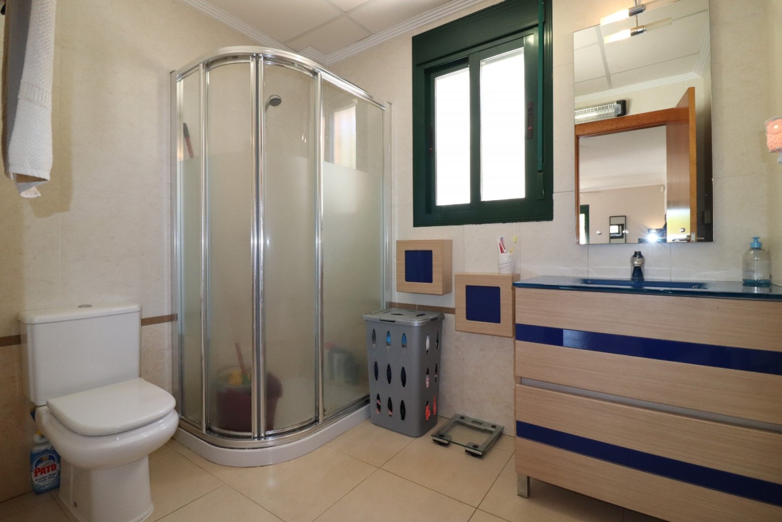 Exclusive villa with 4 bedrooms, 2 bathrooms and private pool