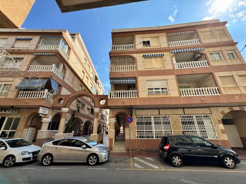 Apartment with 2 bedrooms and 1 bathroom just 200 m from the beach from La Mata