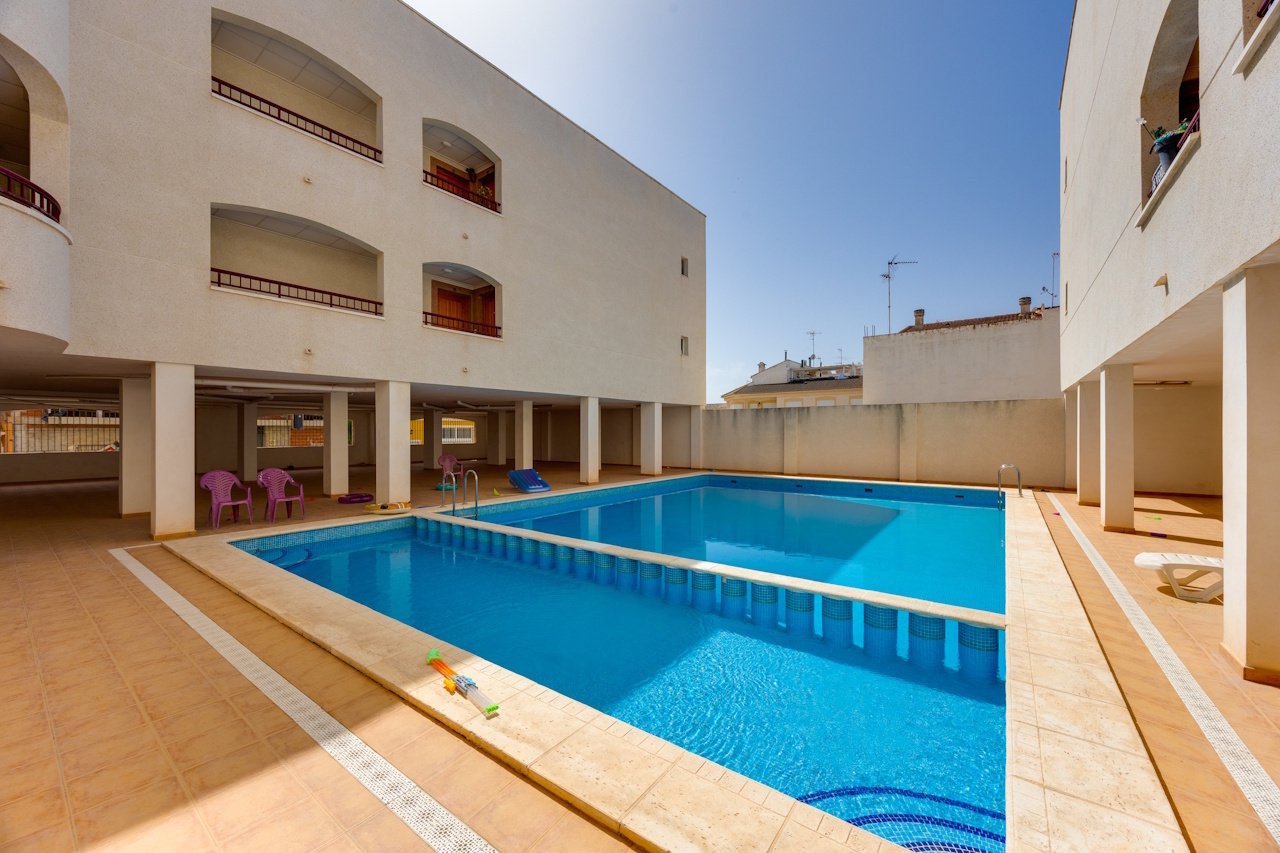 Apartments with 2 bedrooms, 1 - 2 bathrooms, pre installation air conditioning, optional parking in underground car park and communal pool