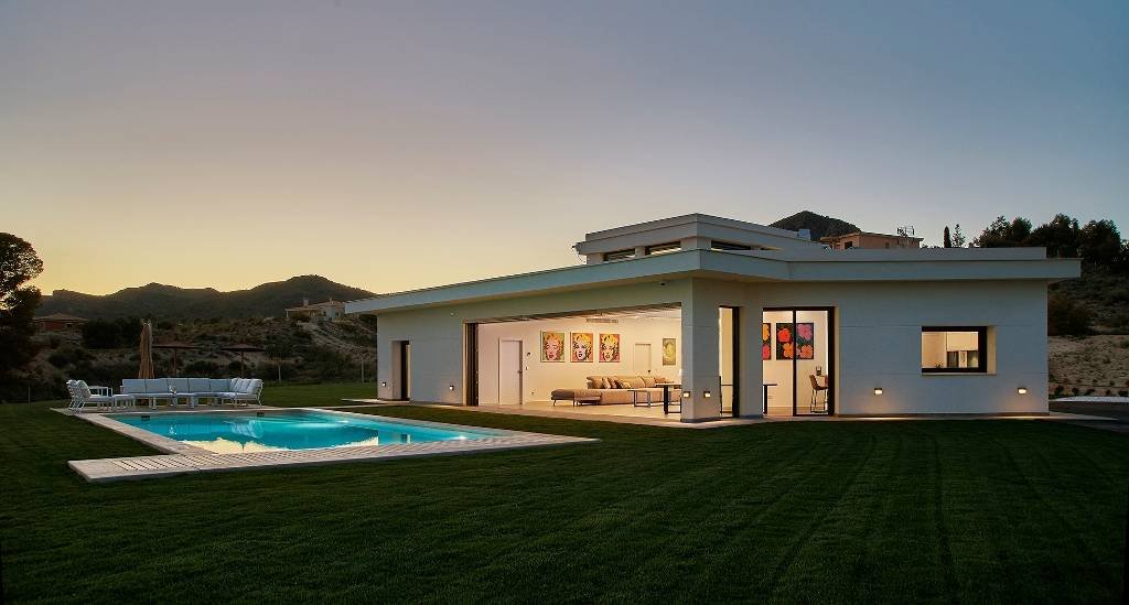 Modern luxury villa with 4 bedrooms, 4 bathrooms, private pool and breathtaking views