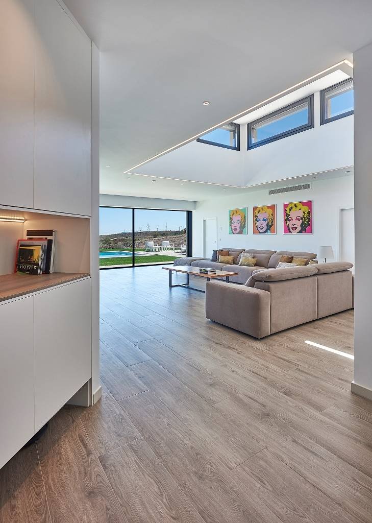 Modern luxury villa with 4 bedrooms, 4 bathrooms, private pool and breathtaking views