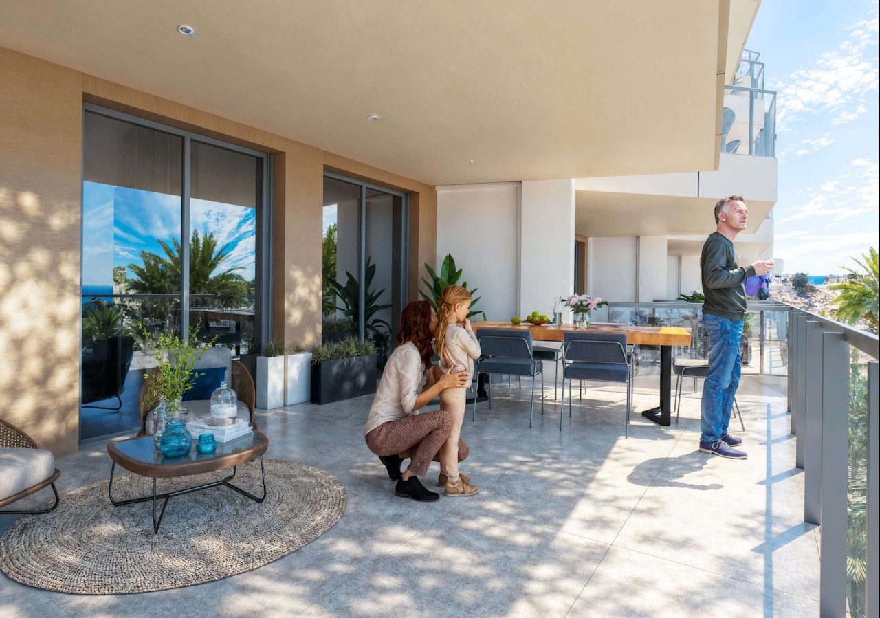 Apartments with 2 bedrooms, 2 bathrooms, air conditioning, underfloor heating in bathrooms, private parking and communal pool only 650 m from beach