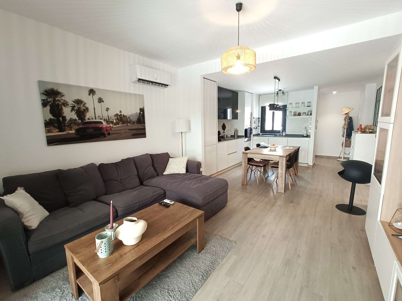 Modern 3-Bed Ground Floor Apartment with Private Garden