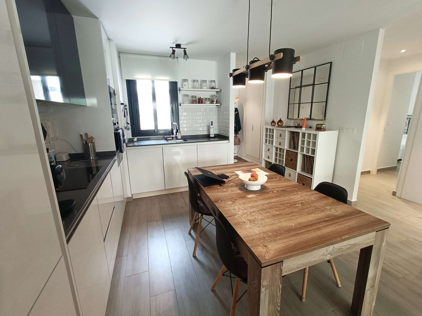 Modern 3-Bed Ground Floor Apartment with Private Garden