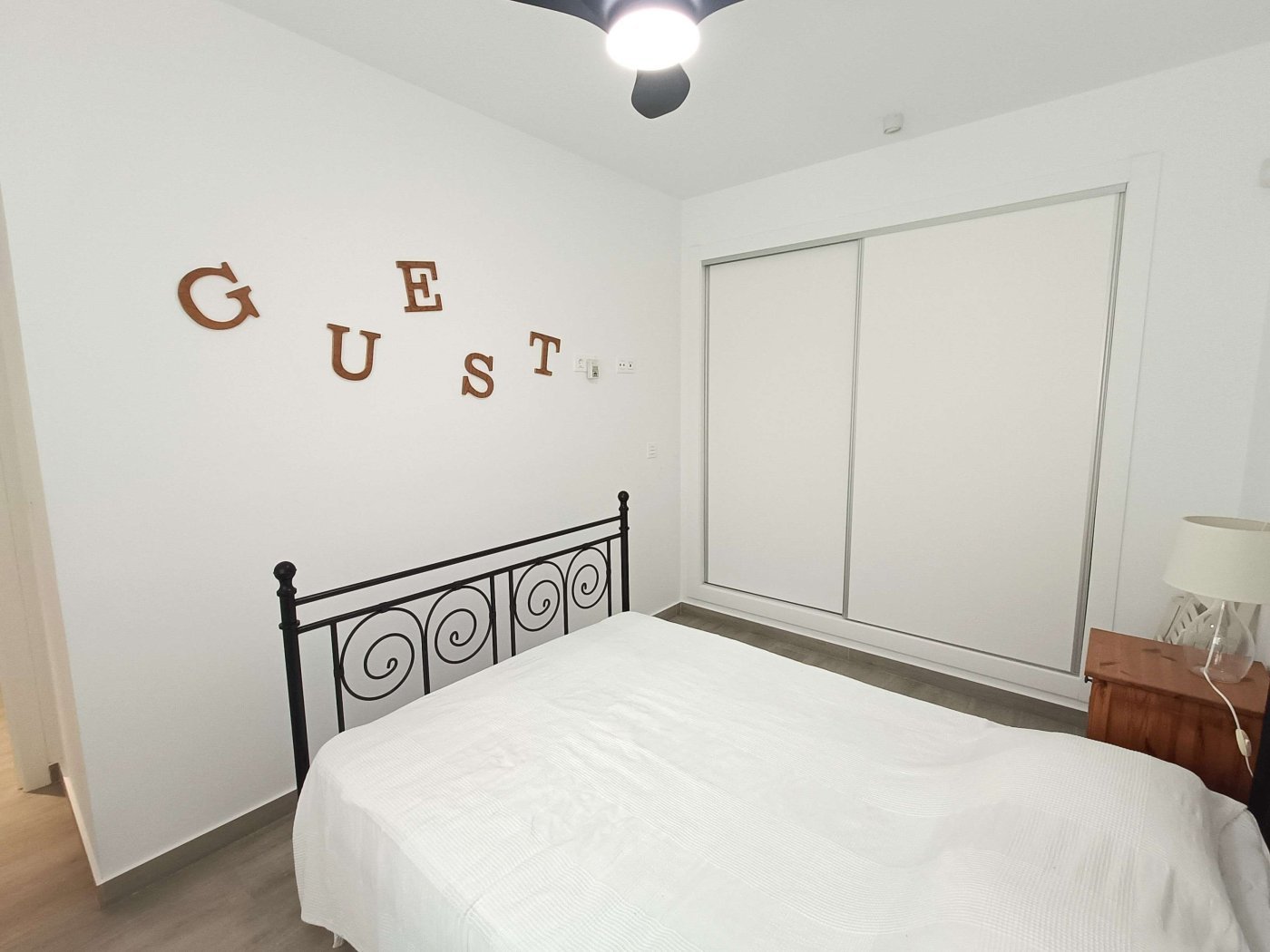 Modern 3-Bed Ground Floor Apartment with Private Garden