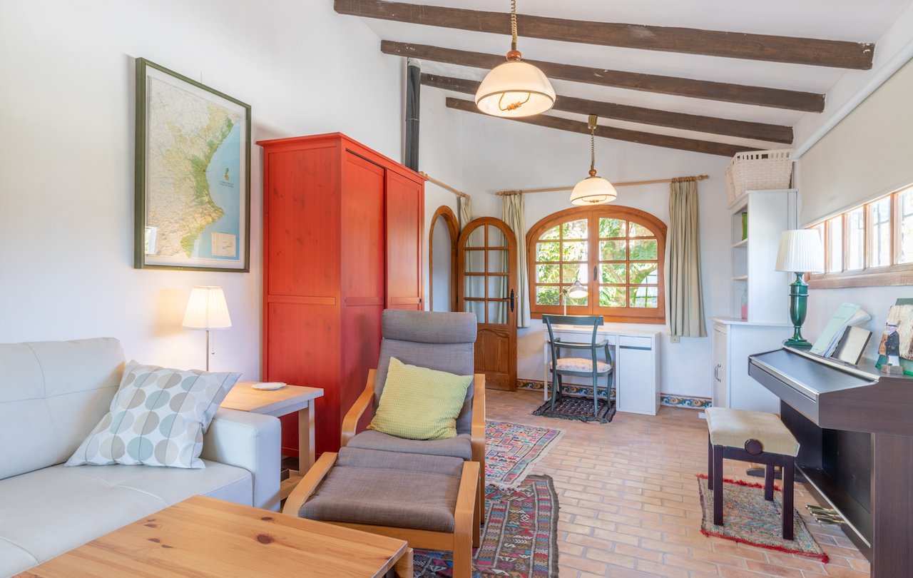 Fantastic rustic estate in traditional Valencian style with every luxury detail