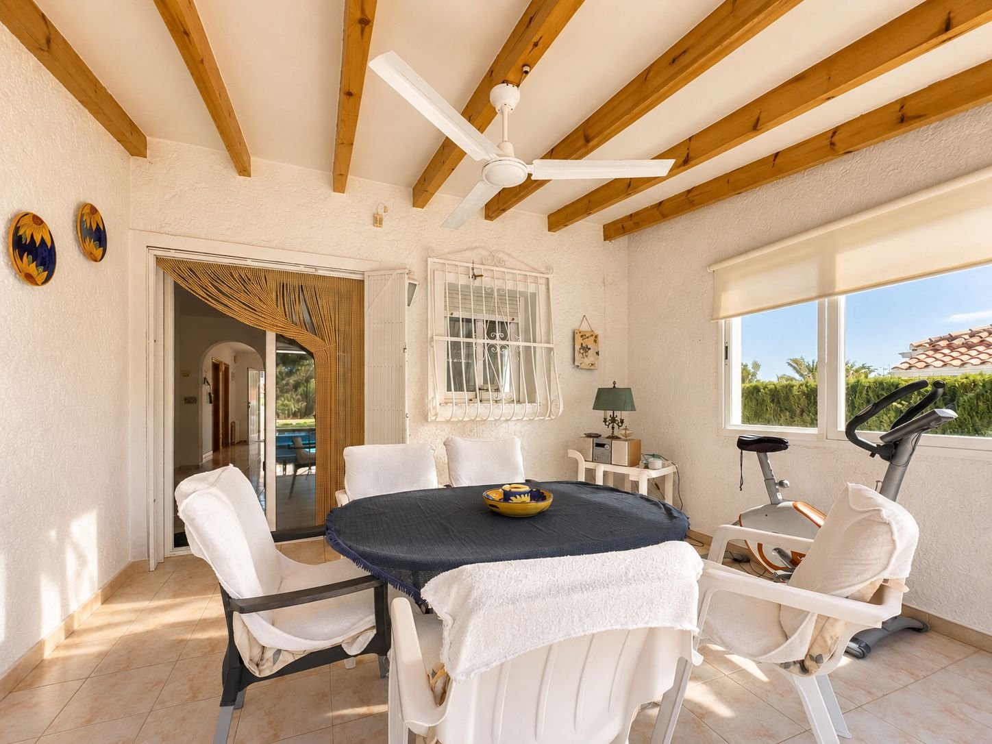 Single-level villa with private pool in Barranco Hondo