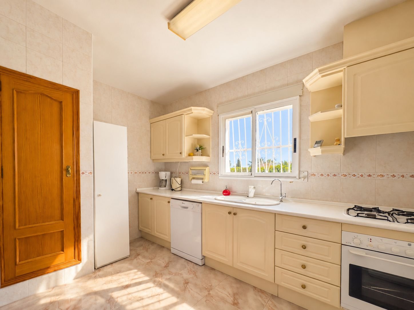 Single-level villa with private pool in Barranco Hondo