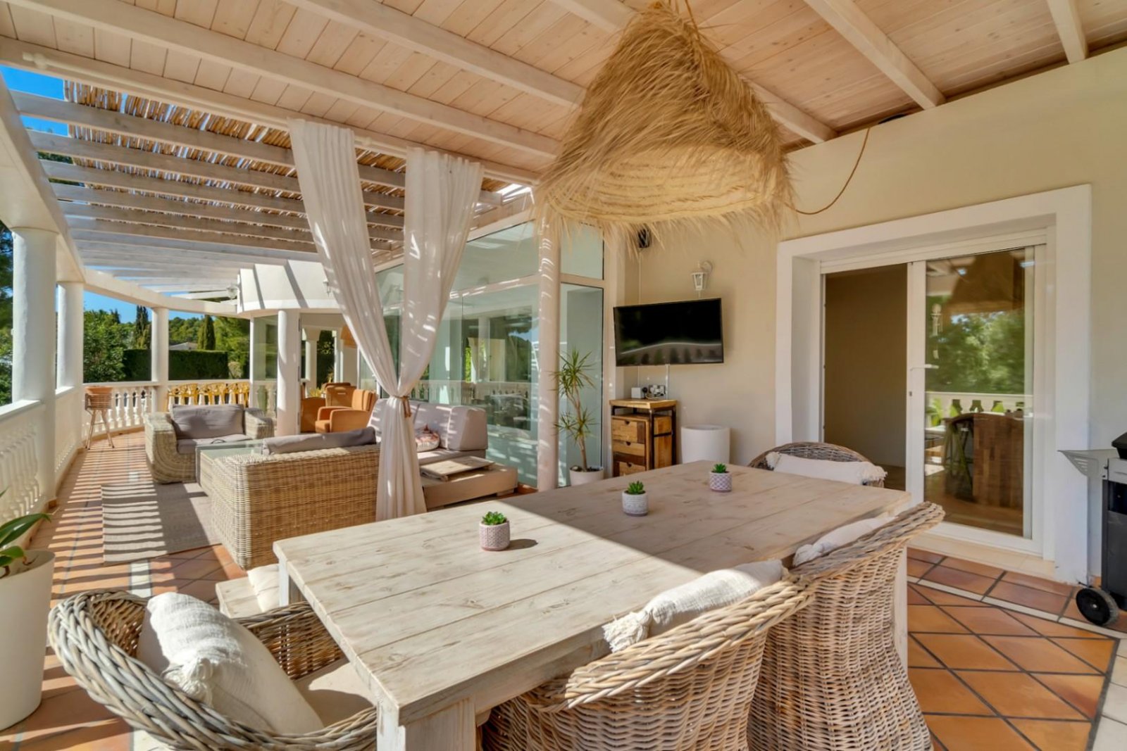 Mediterranean Villa with Heated Pool and Privacy Near Altea Golf