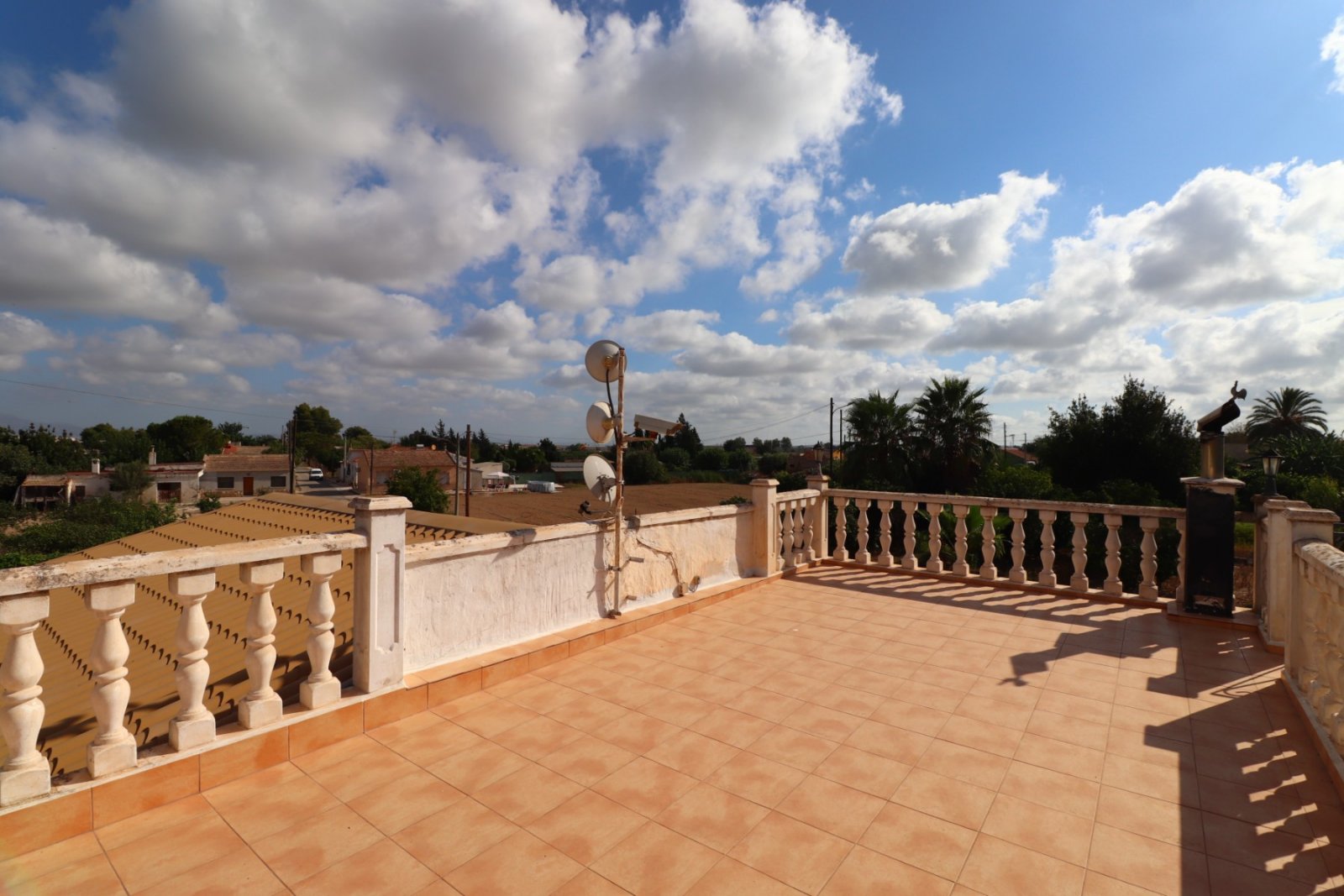 Detached Country Villa with 4 bedrooms, 2 bathrooms and a private pool n Heredades