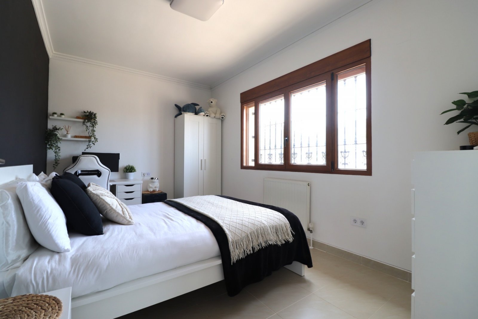 Beautiful Detached Villa with 6 bedrooms, 5 bathrooms and private pool n Lomas de la Juliana