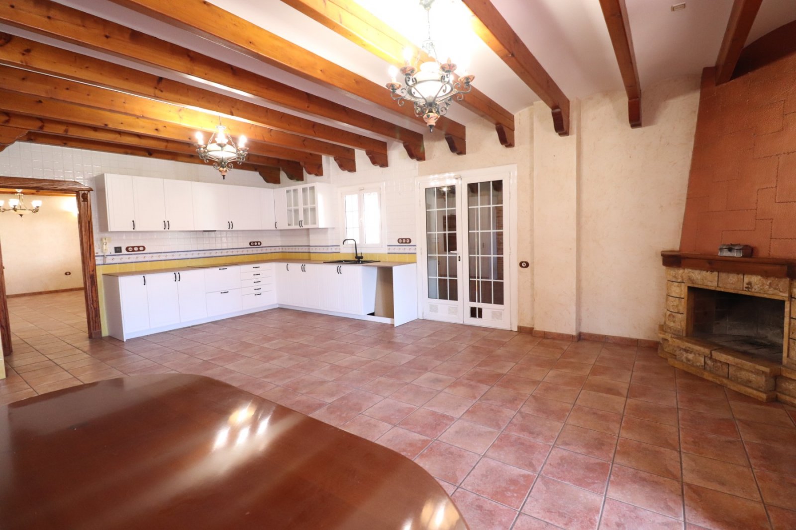 East Facing, Five Bedroom, Detached Villa in Los Palacios
