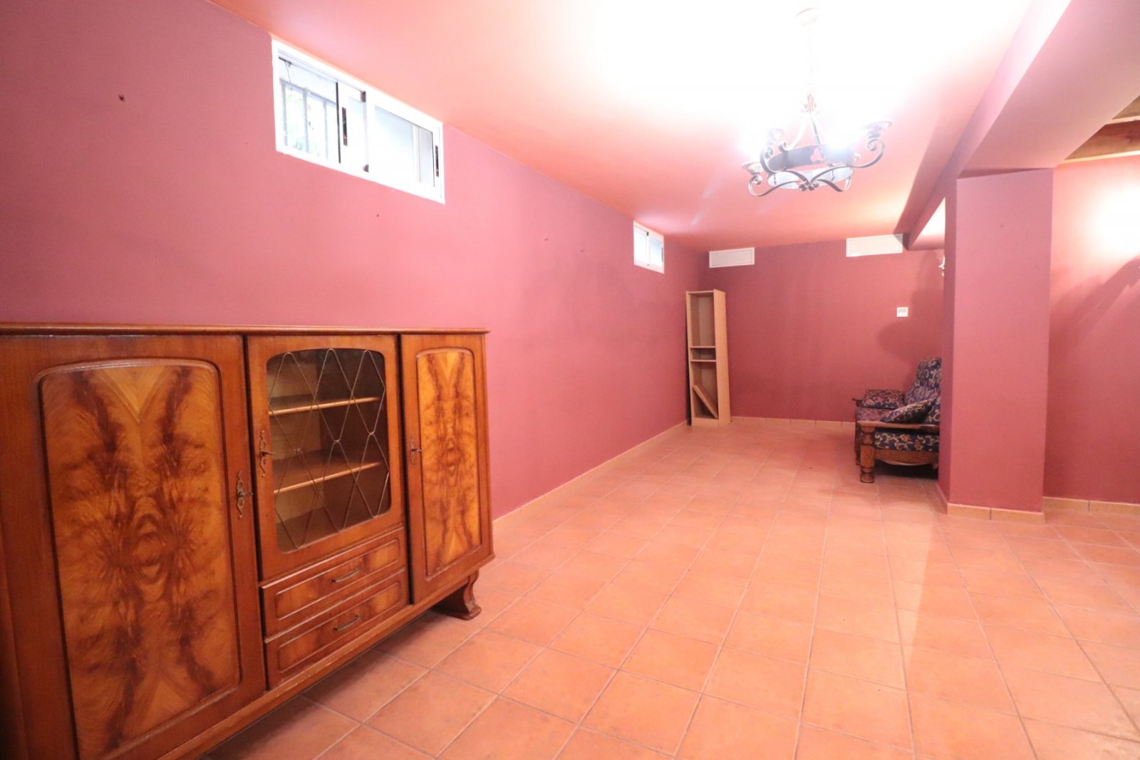 East Facing, Five Bedroom, Detached Villa in Los Palacios
