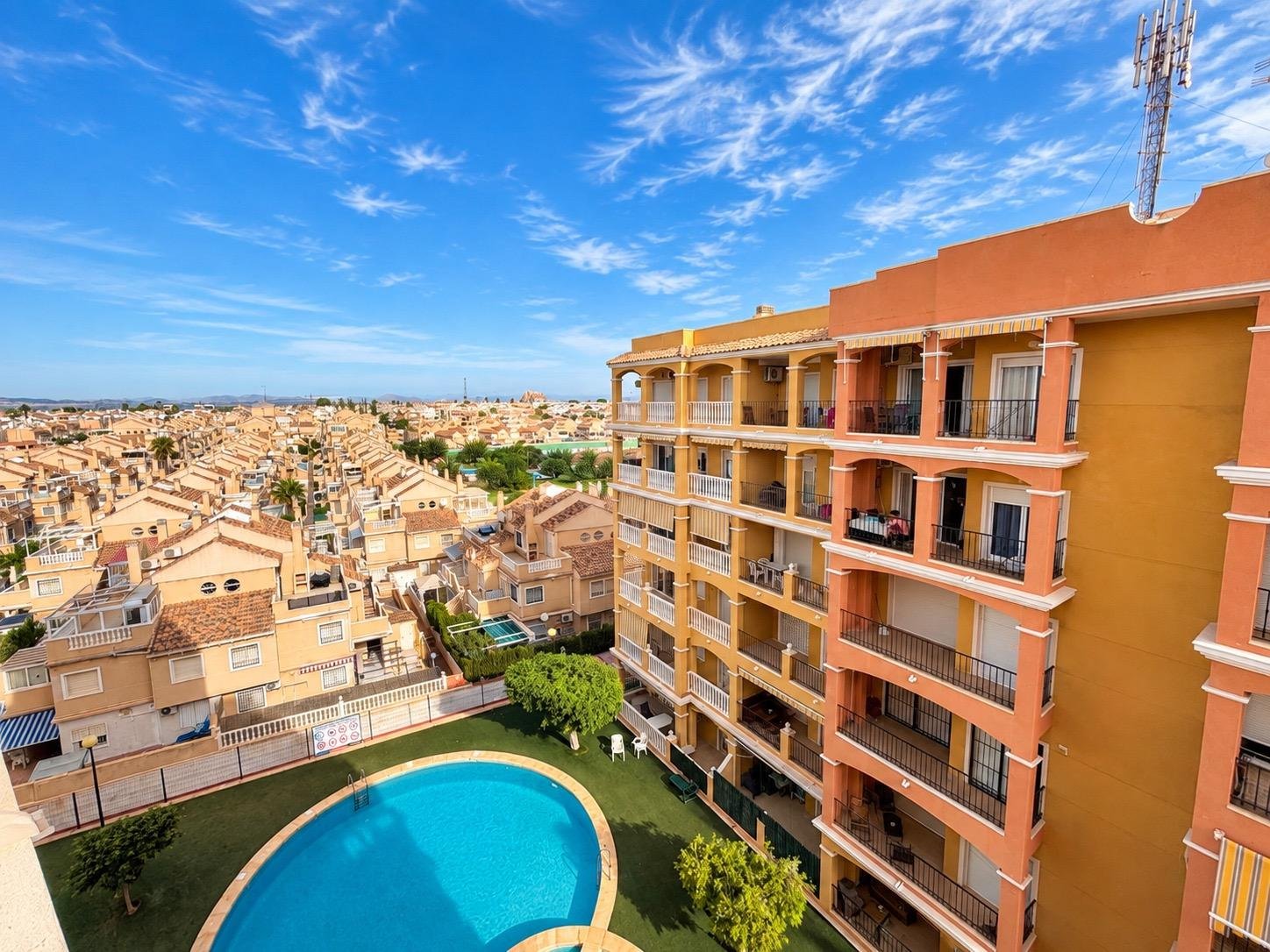 Torrevieja: Penthouse with terrace, private solarium and open views in Torreblanca Torrevieja: Penthouse with terrace, private solarium and open views in Torreblanca