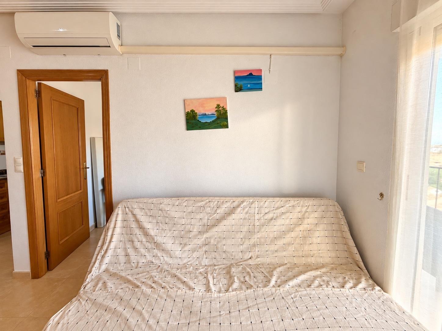 Penthouse with terrace, private solarium and open views in Torreblanca