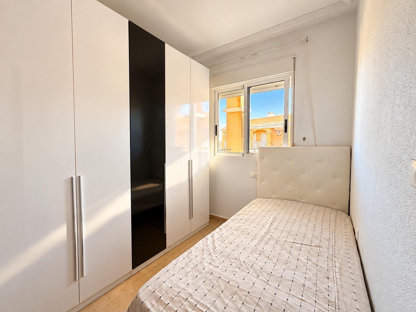 Penthouse with terrace, private solarium and open views in Torreblanca