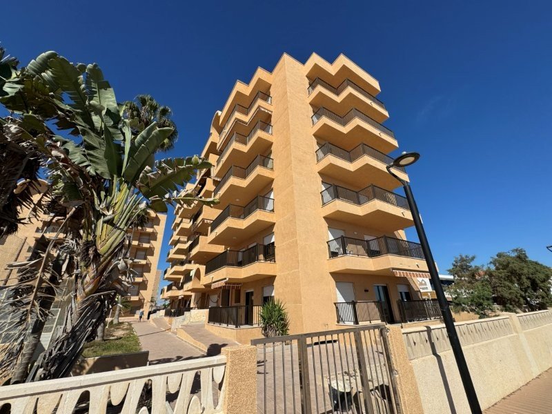 Spectacular renovated beachfront apartment with sea views in La Mata