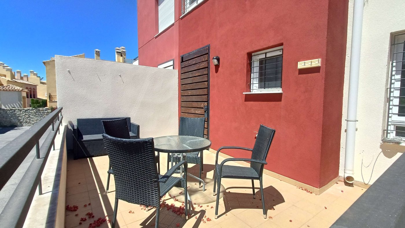 Beautiful Quad Villa with 3 bedrooms, 2 bathrooms, large Solarium, Underbuild and Garage