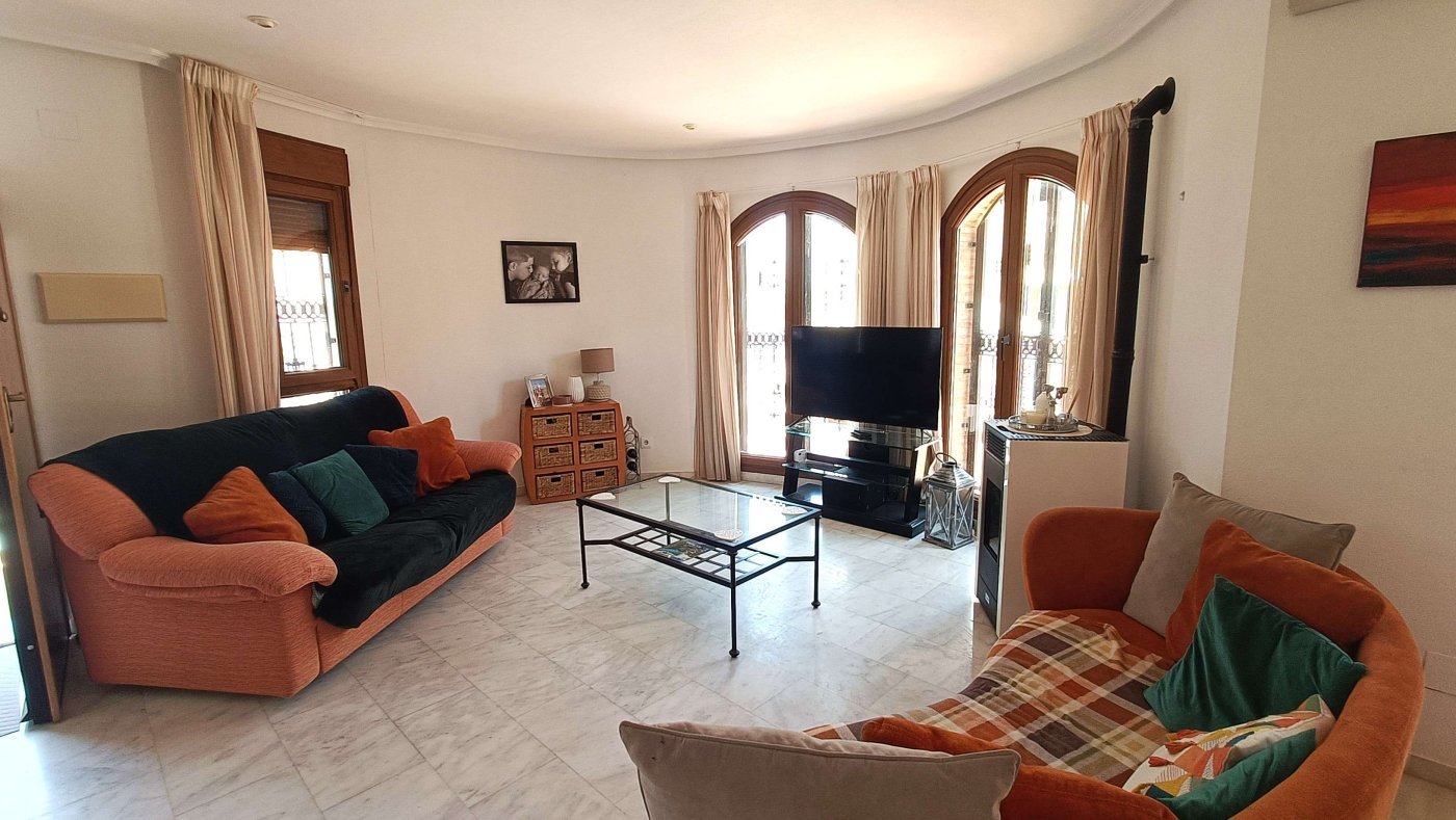 Exceptional Semi-Detached Villa with 3 bedrooms, 2 bathrooms, seperate guest area and Private Pool in the Heart of La Finca Golf & Spa Resort