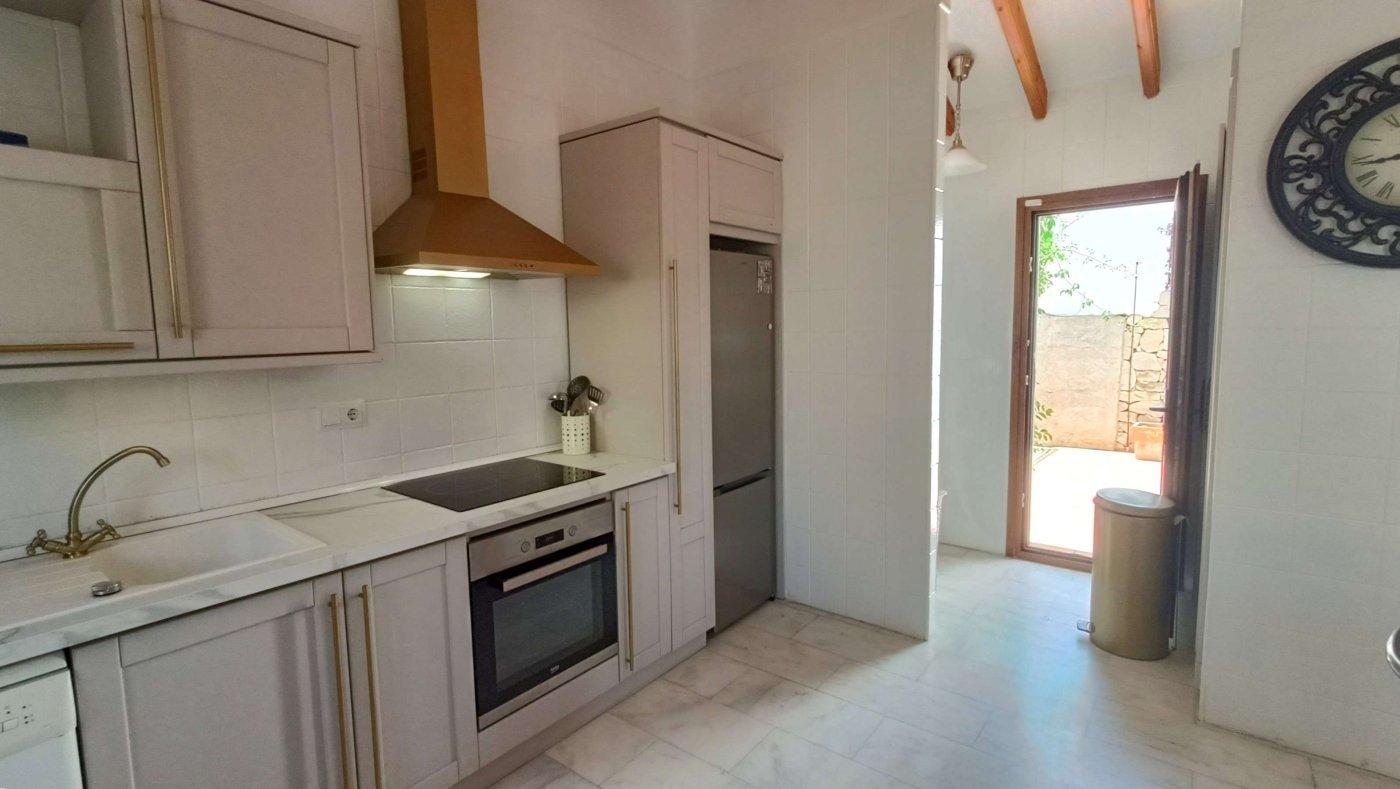 Exceptional Semi-Detached Villa with 3 bedrooms, 2 bathrooms, seperate guest area and Private Pool in the Heart of La Finca Golf & Spa Resort