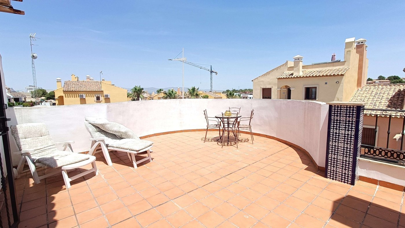 Exceptional Semi-Detached Villa with 3 bedrooms, 2 bathrooms, seperate guest area and Private Pool in the Heart of La Finca Golf & Spa Resort