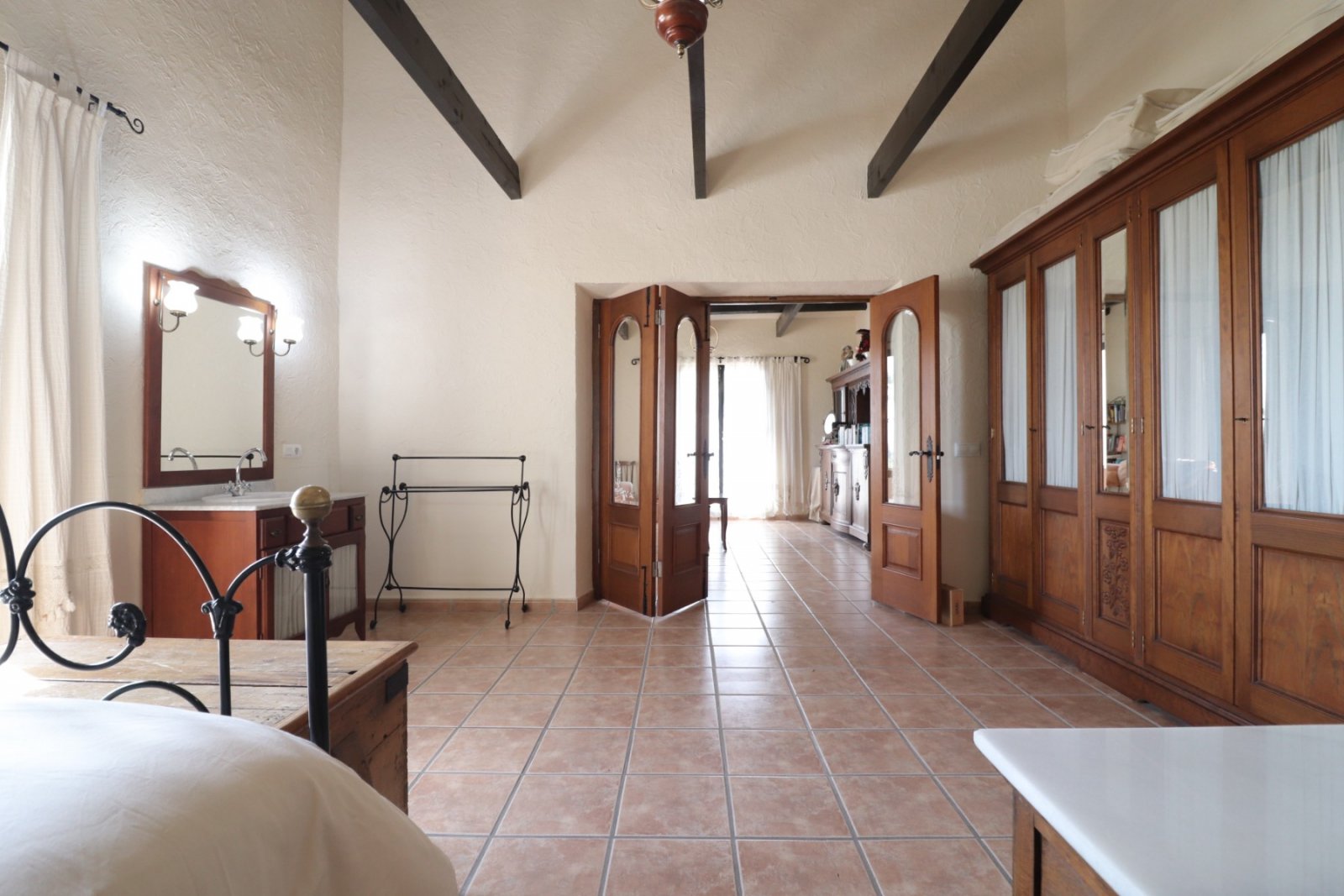 South Facing, Four Bedroom, Reformed, Semi-Detached Farmhouse in Albatera