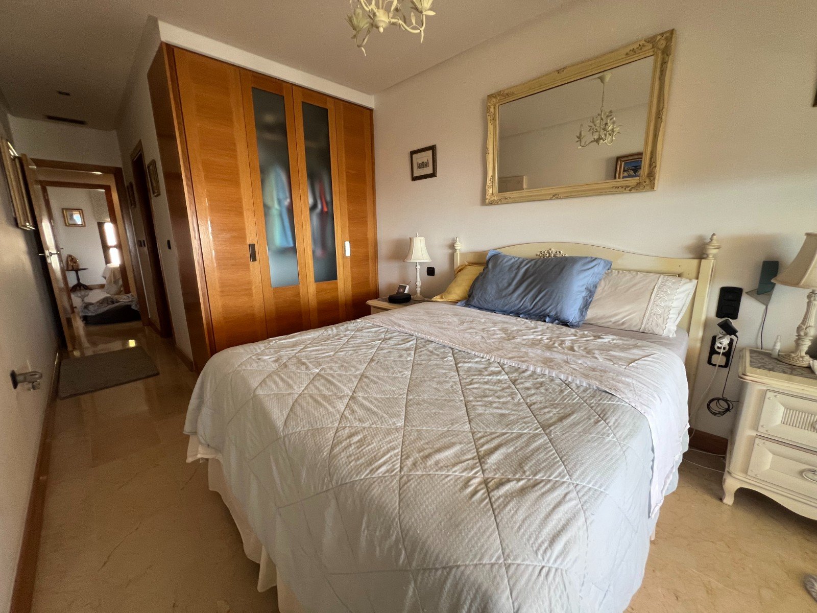 Spacious and bright apartment with 3 bedrooms, 2 bathrooms and sea views in Guardamar Hills