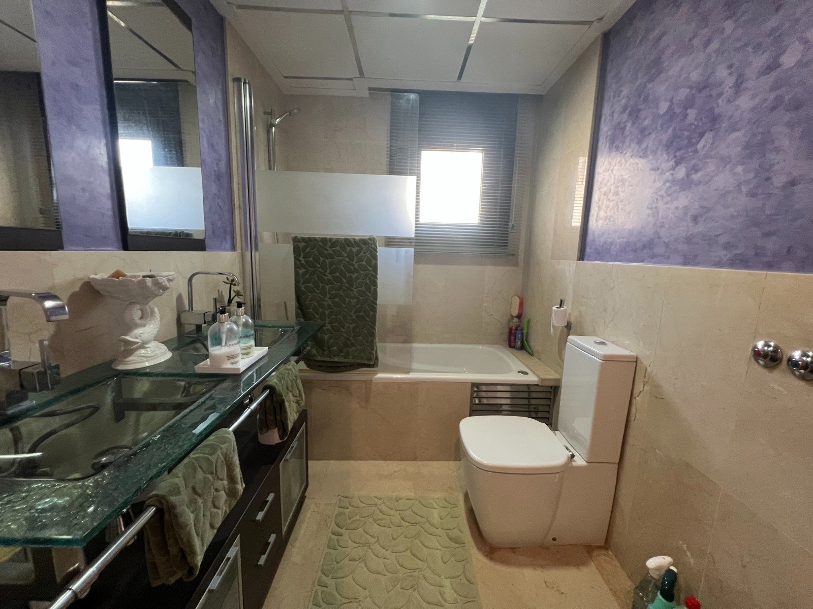 Spacious and bright apartment with 3 bedrooms, 2 bathrooms and sea views in Guardamar Hills