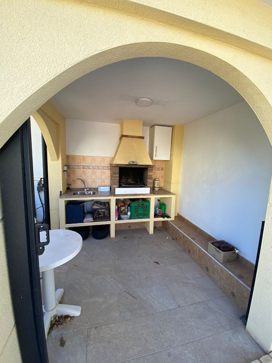Detached Villa with Private Pool and Solarium in Doña Pepa