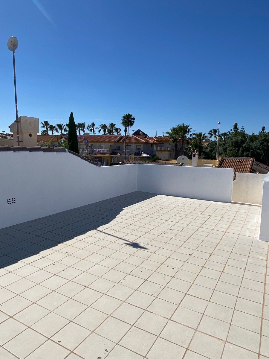 Detached Villa with Private Pool and Solarium in Doña Pepa