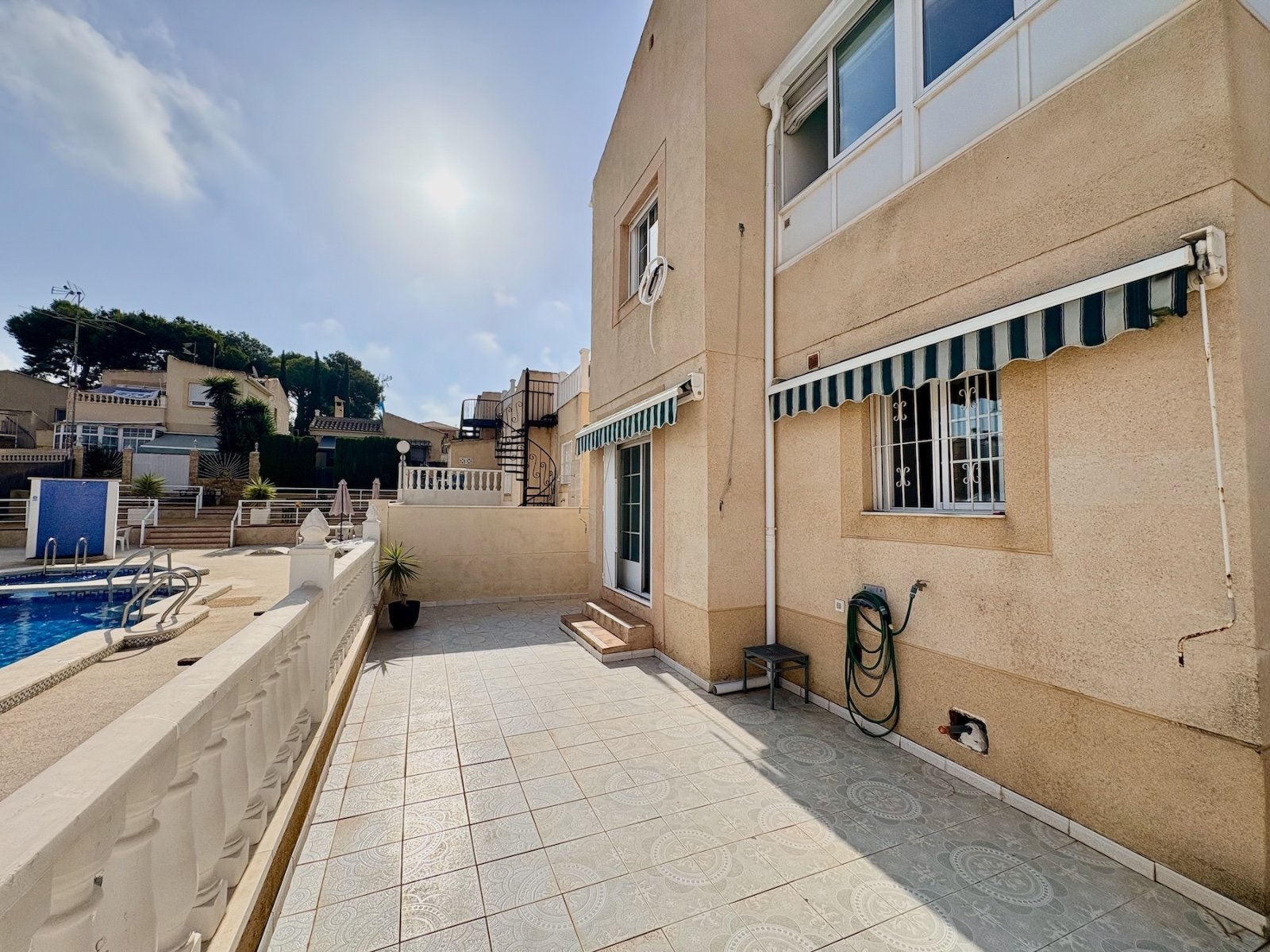 Villa with 4 bedrooms, 2 bathrooms and communal pool