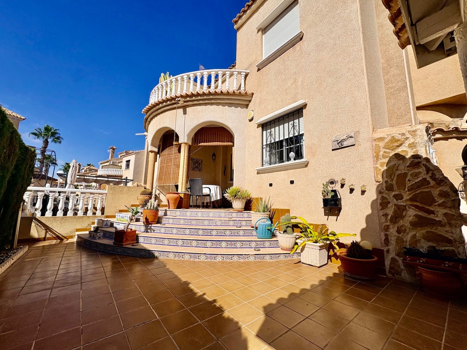 3-bedroom duplex with tower room, private garden and solarium in Playa Flamenca just minutes from the beach