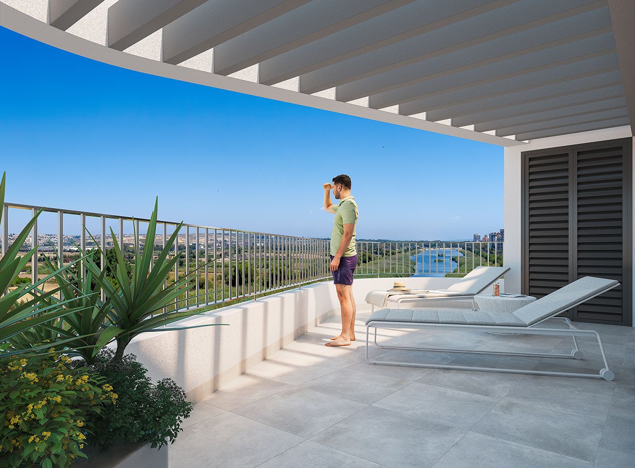 Penthouse with 3 bedrooms, 2 bathrooms, roof terrace, private parking and communal pool