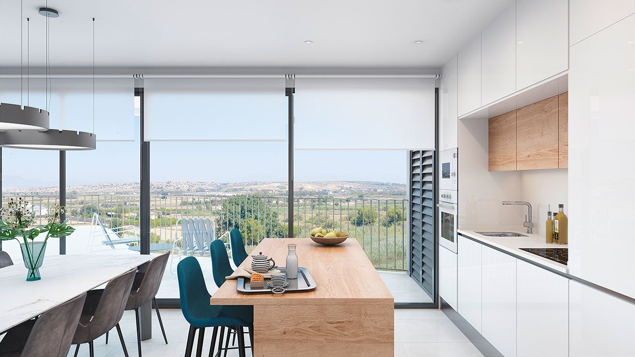 Penthouse with 3 bedrooms, 2 bathrooms, roof terrace, private parking and communal pool