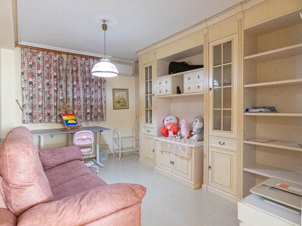 Amazing renovated country house villa with 7 bedrooms, 7 bathrooms, air conditioning, central heating, double garage and heated private pool