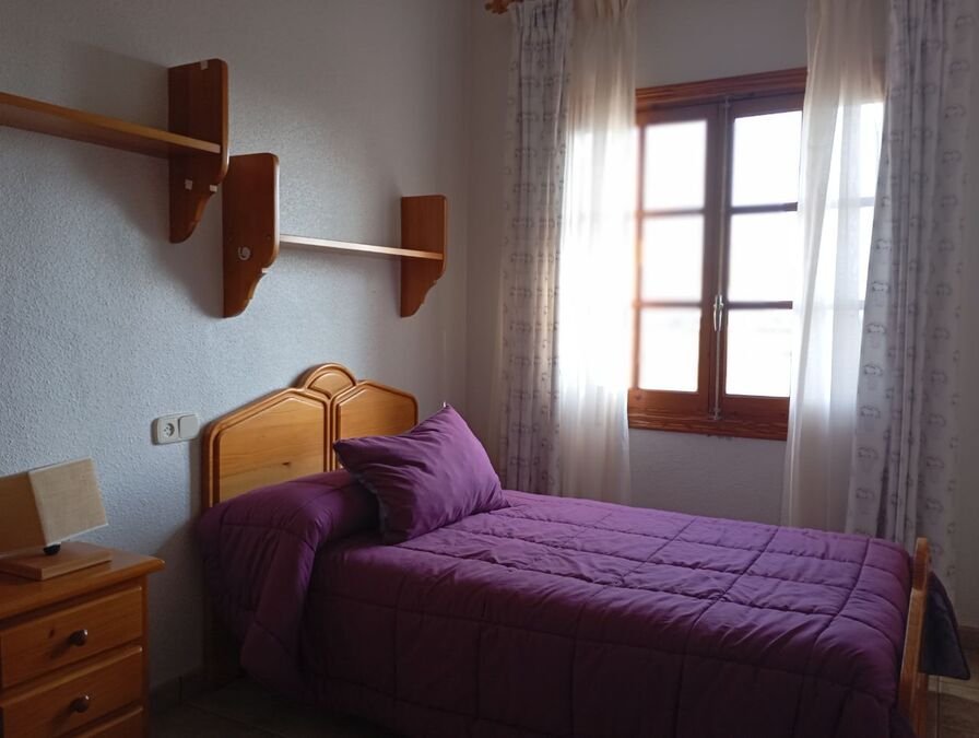 Espacioso chalet de 4 dormitorios y 3 baños con solarium