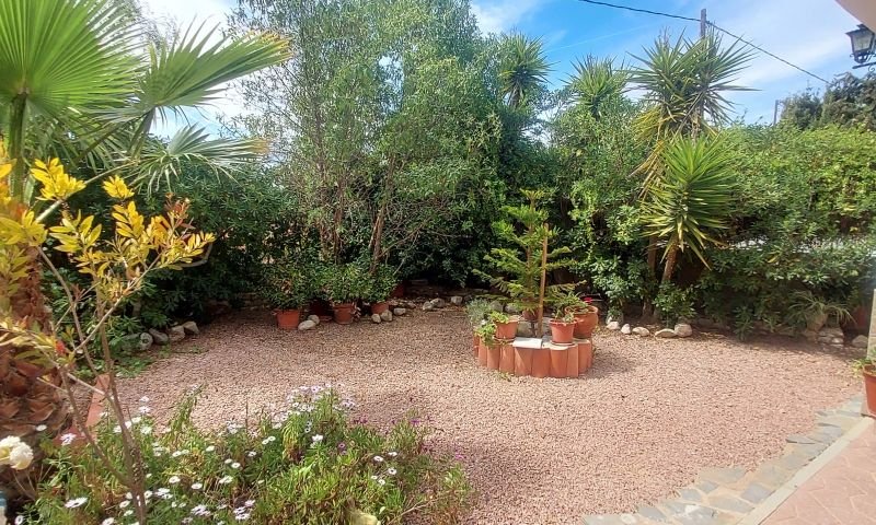 Chalet independiente con 3 dormitorios, 2 baños, piscina privada y bonitas vistas