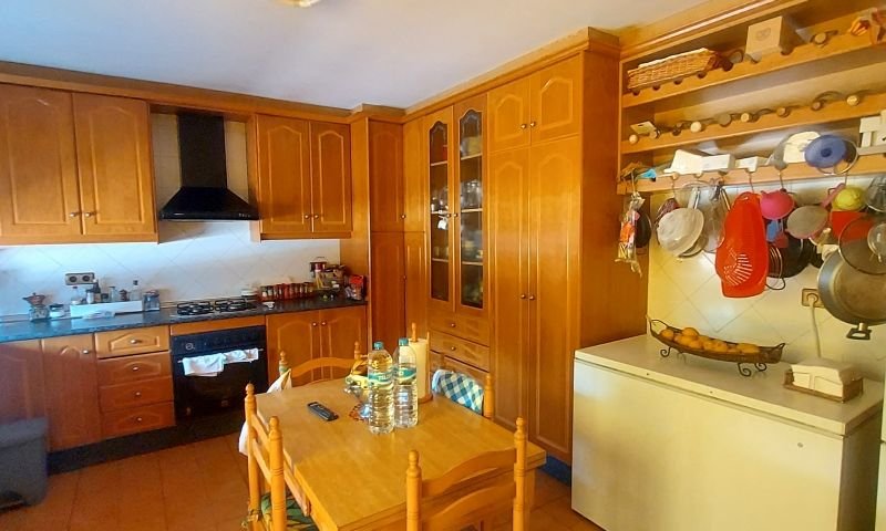 Chalet independiente con 3 dormitorios, 2 baños, piscina privada y bonitas vistas