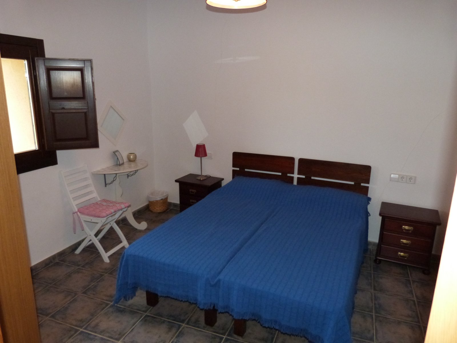  Esta magnífica casa de campo tradicional española de 15 dormitorios en Ibi (una de las quince masías en el valle del Vinalopó) está ub...