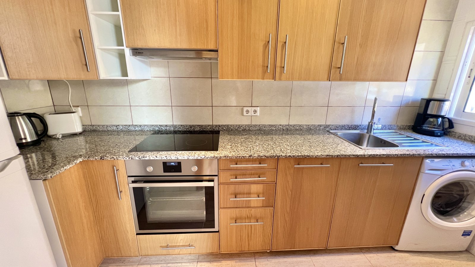 Fantástico apartamento de 3 dormitorios en un bonito complejo junto a la playa