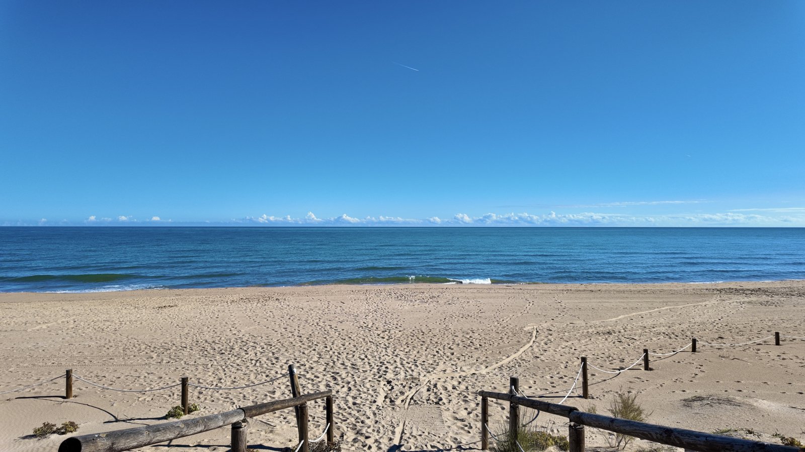 Fantástico apartamento de 3 dormitorios en un bonito complejo junto a la playa