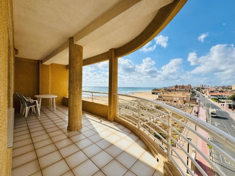 Vivienda exclusiva en 1ª línea de playa