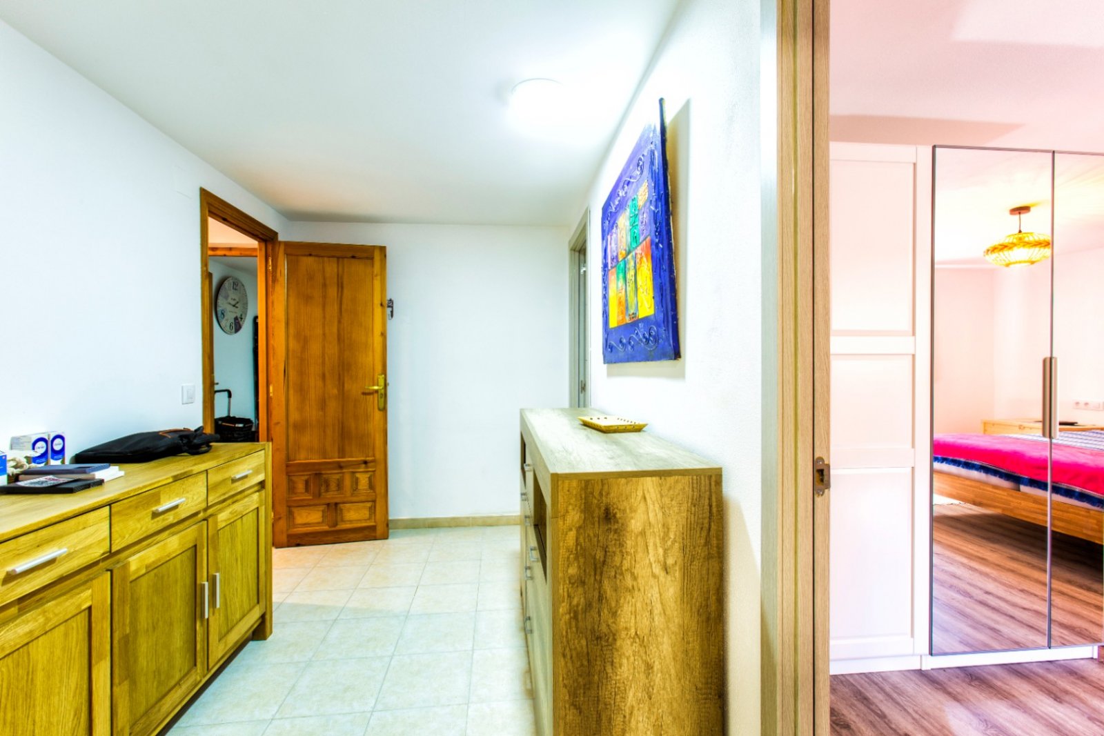 Amplia villa con 5 dormitorios, 3 baños, aseo de invitados y piscina privada