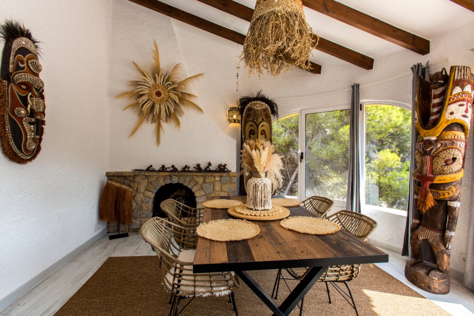 Villa independiente con dos apartamentos separados a poca distancia del mar