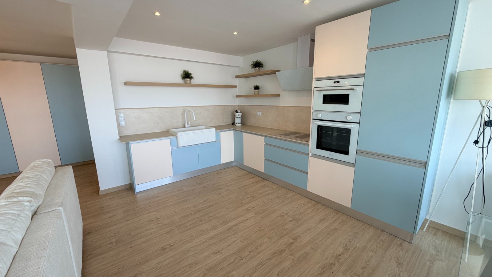 Apartamento reformado de 3 dormitorios y 2 baños a tan solo 100 m de la playa